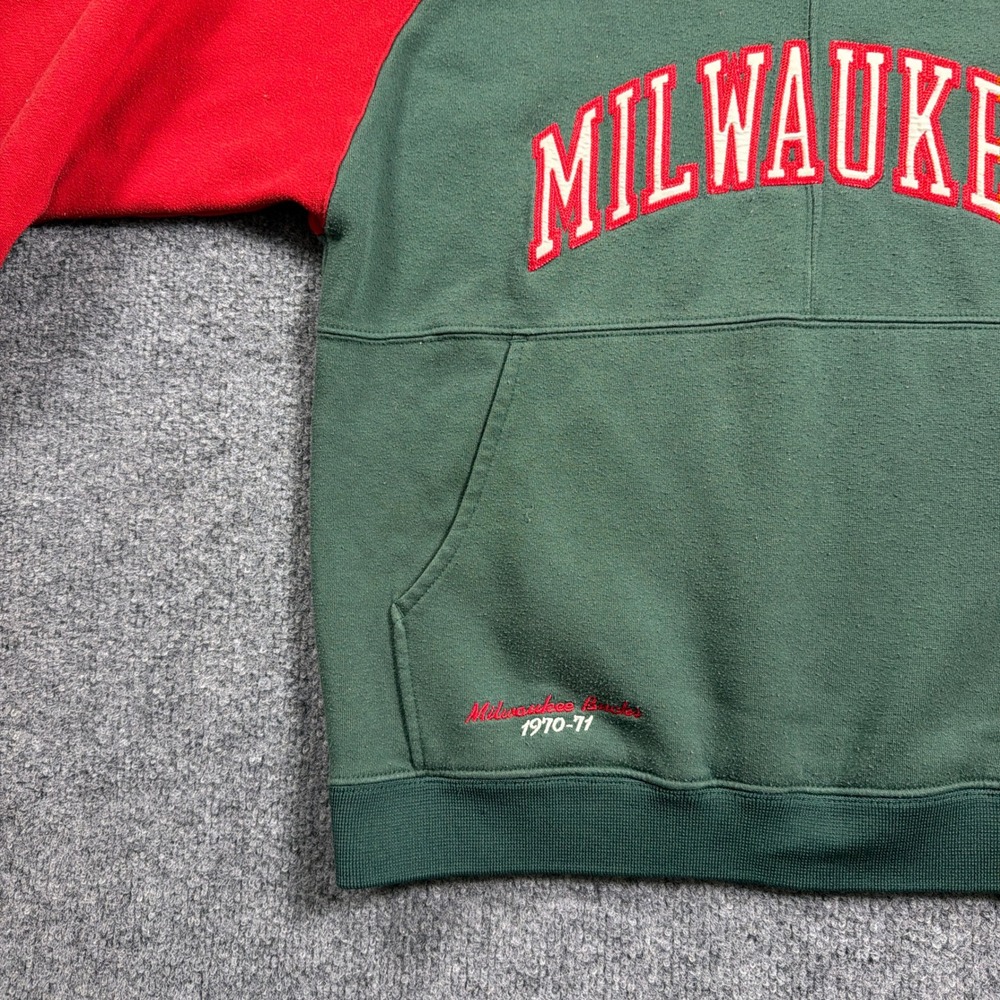 Vintage Reebok Milwaukee Bucks Hoodie Kids Size L 14-16 Green Red NBA Retro - Picture 7 of 15